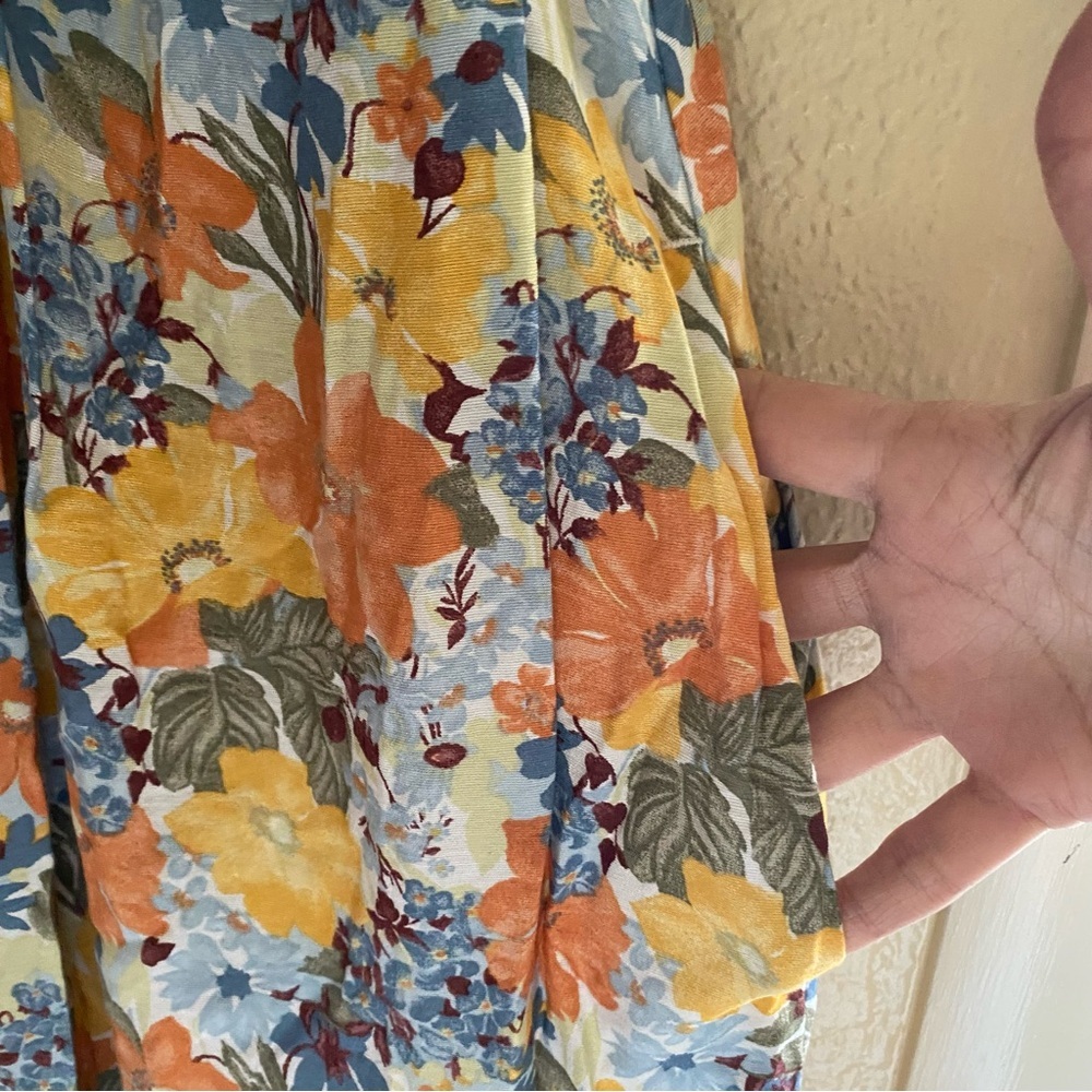 A&F Maxi Floral Dress - Picture 6 of 12